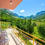 Holiday home Arditi's Mountain View