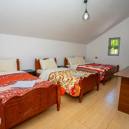 Holiday home Arditi's *